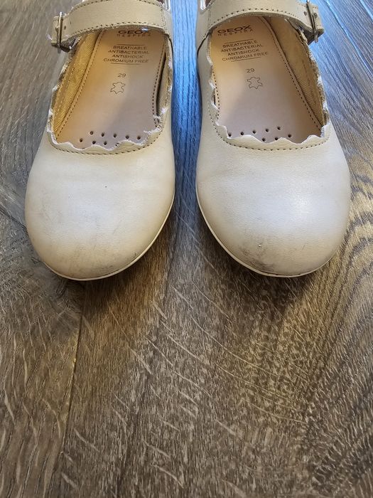 Pantofi fetita albi Geox,piele naturala,marimea 29