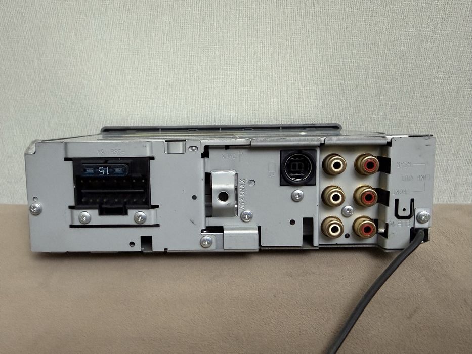 Автомагнитола JVC KD-G825