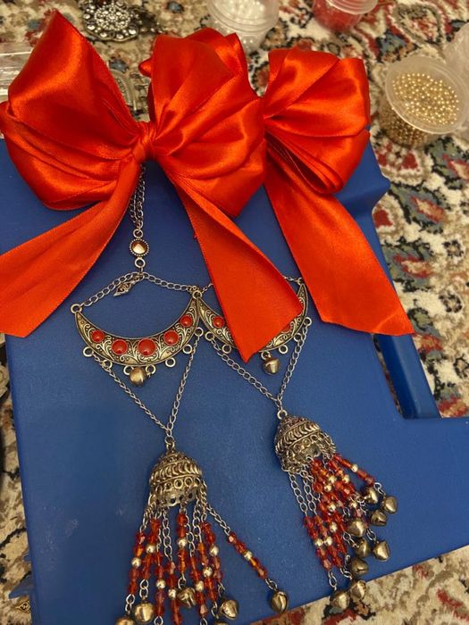 Шаш бауларларға тапсырыс беріңіз