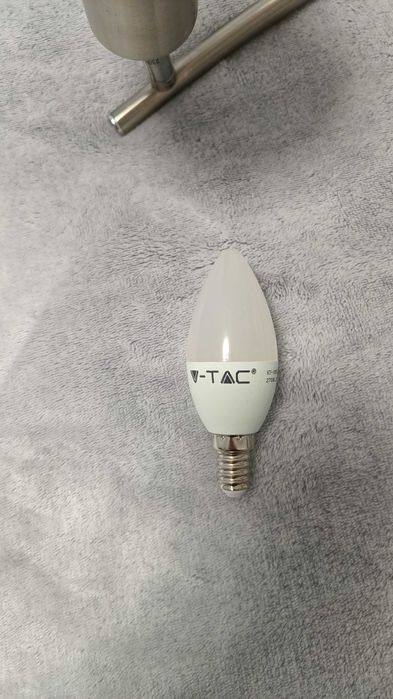 Лампа за монтаж на таван