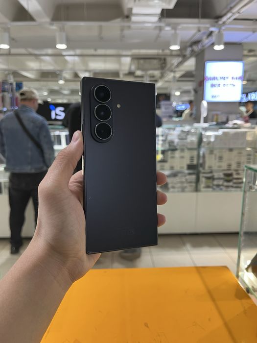 Samsung Galaxy Z Fold 7