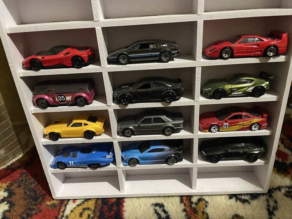 Hotwheels модельки 1/64