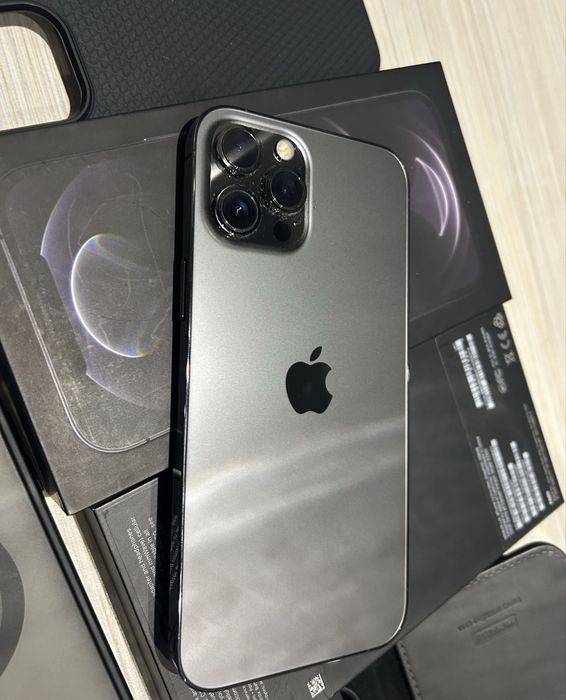 iPhone 12 PRO MAX cu 100% Viata Bateriei
