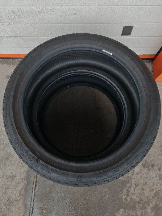 Летни гуми 2 броя BRIDGESTONE Turanza T005 225 40 R18 дот 3323