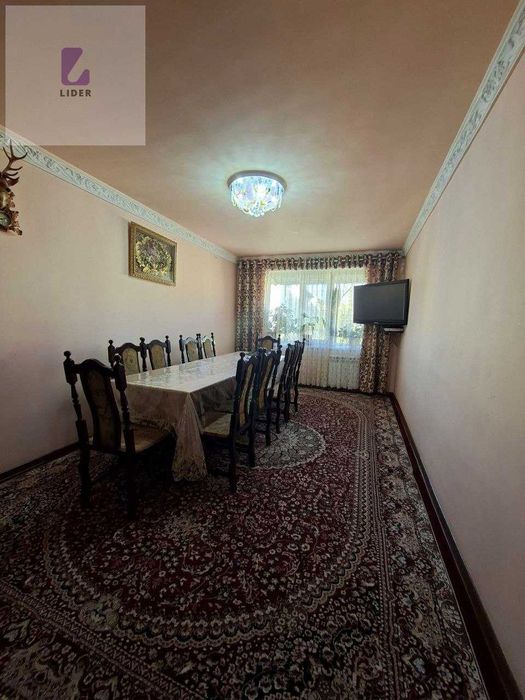 3х комнатная квартира с удобствами, находится в середине