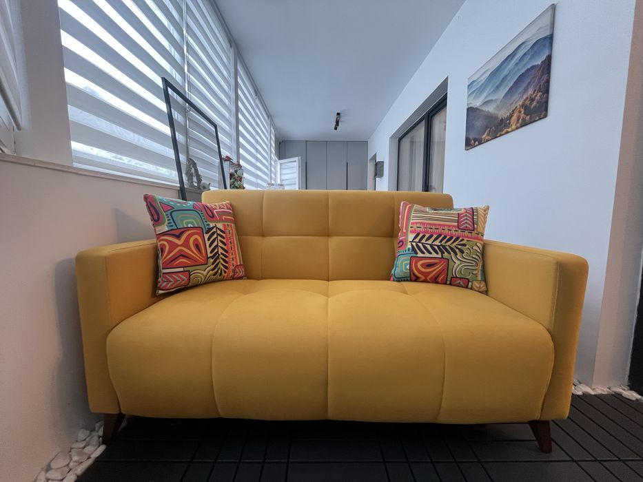 Vând canapea extensibilă