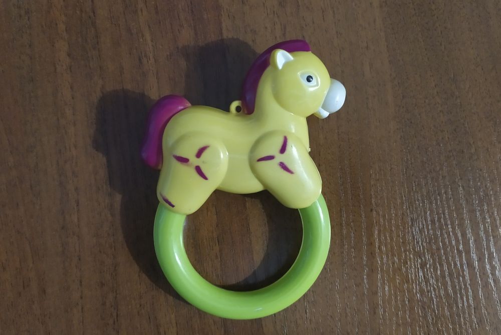 Продам детские погремушки.