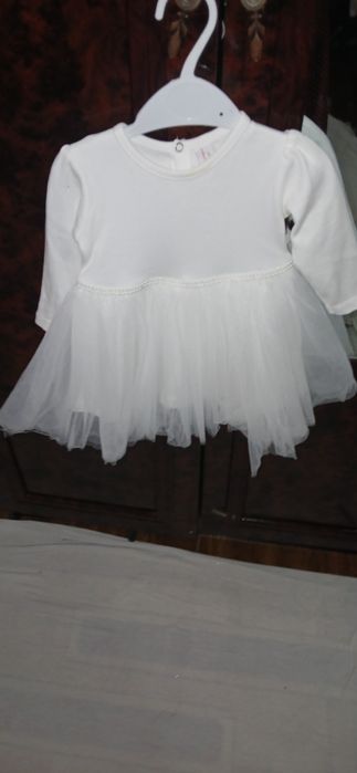 Продам тёплые платье для новорождённого девочек