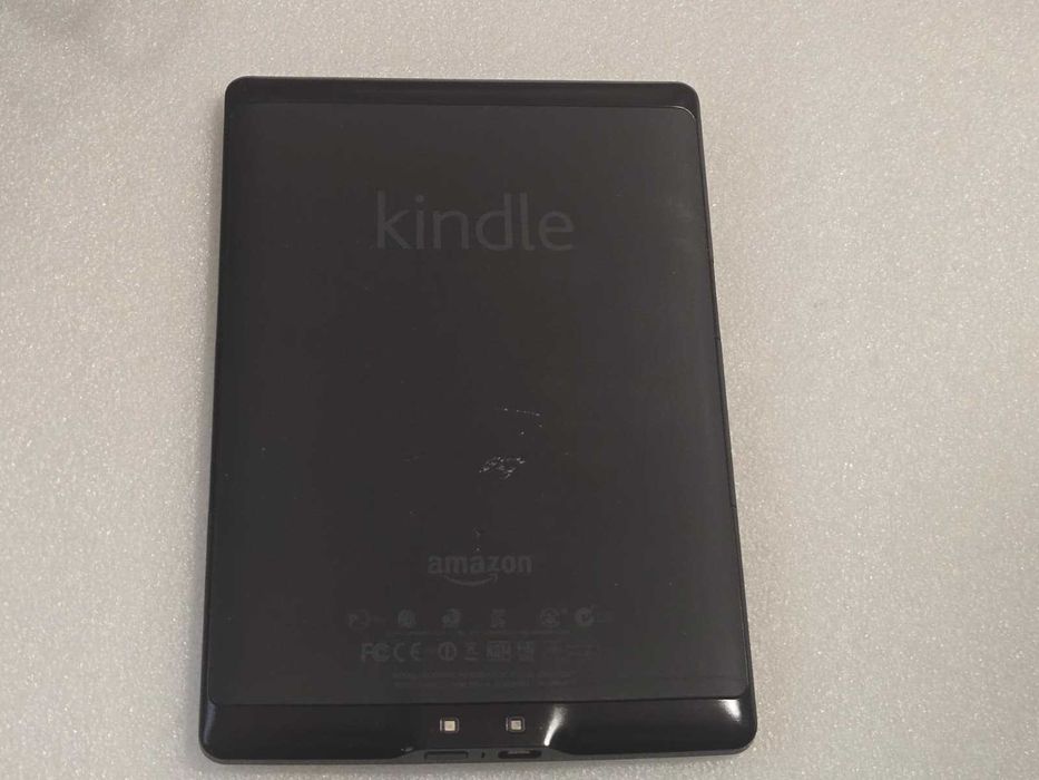 eBook Amazon Kindle 4 .gen 2gb 6 Inch Wifi D01100 - poze reale