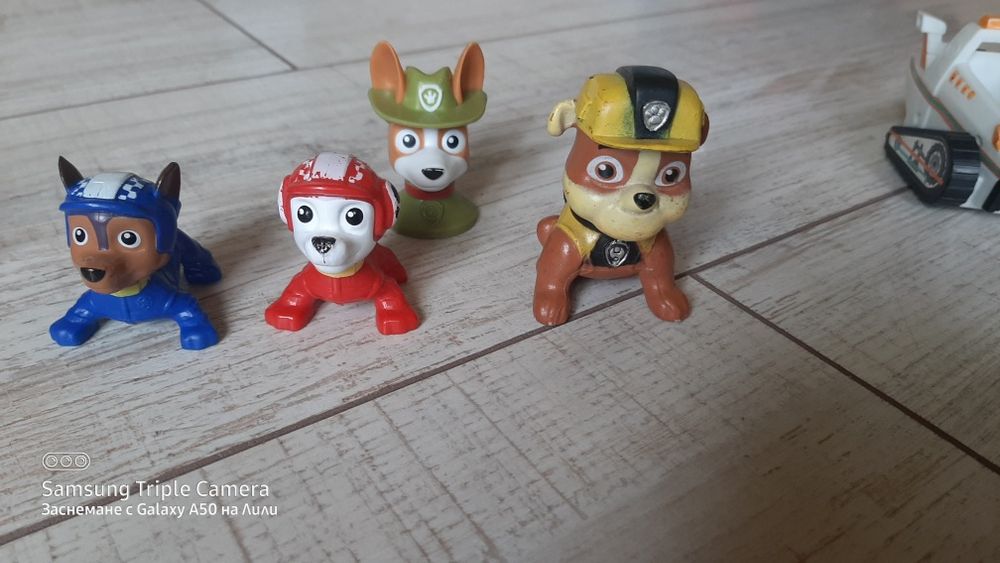 Paw Patrow играчки