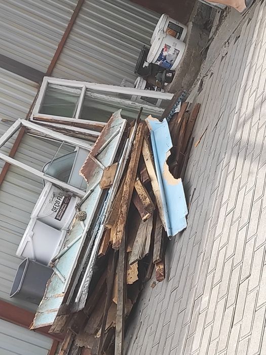 Отдам много дров