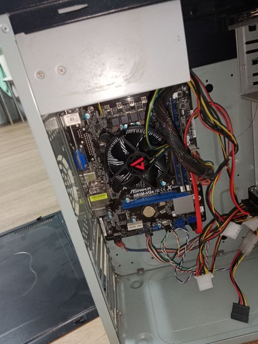 Продам ПК, рабочий но без жёсткого диска