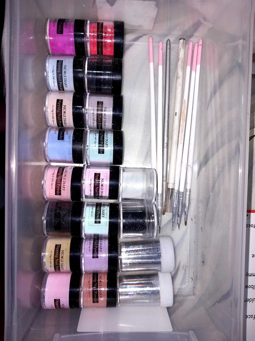 Потапящ прах за нокти