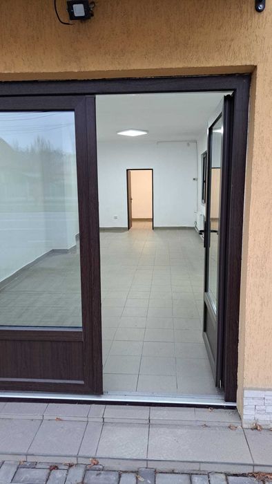 Spatiu 80 mp cu vitrina str. Corneliu Coposu 52