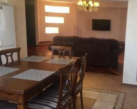 Дава се под наем Тристаен апартамент в Пловдив, Южен - 89 кв.м за 433.5 € - Снимка #1