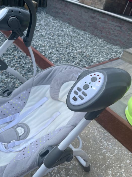 Balansoar electric bebelusi și fotoliu bebe