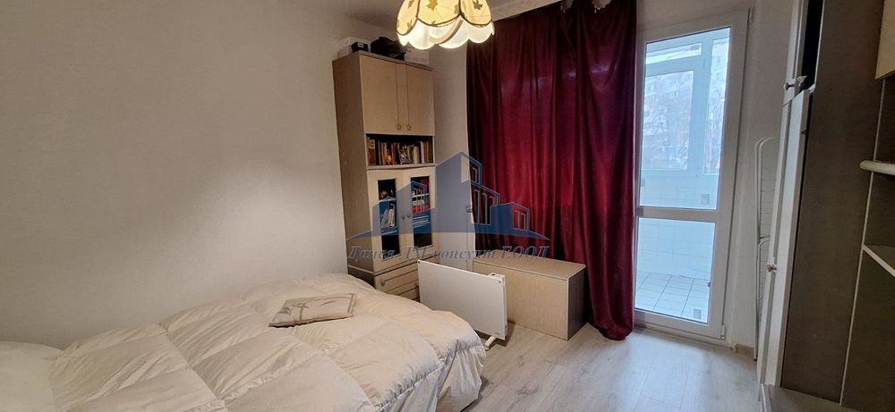 Продава се Тристаен апартамент в Шумен, Добруджански - 90 кв.м за 1356 €/кв.м - Снимка #5