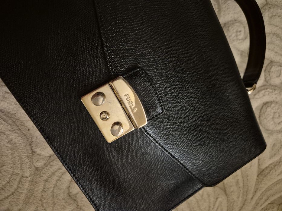 Geantă Furla Metropolis Neagra – originală