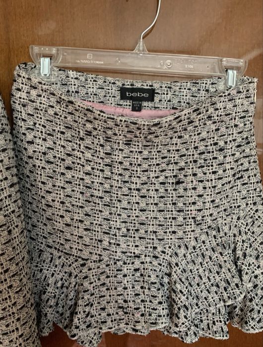 Дамски костюм на BEBE - размер 4 (S)