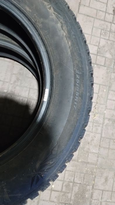 Продается зимние шины 4 баллона