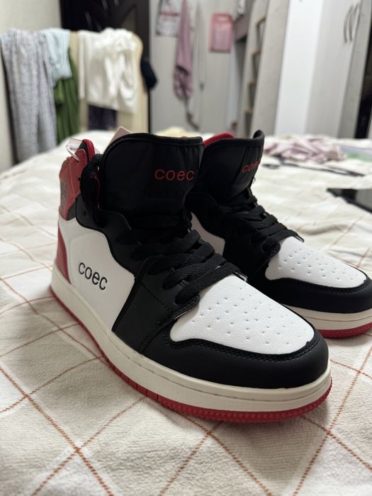 Продам красовки Ветнам 41р