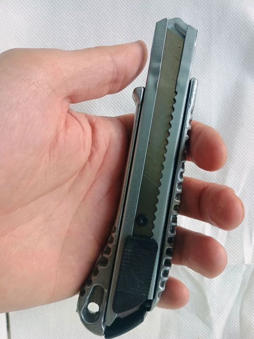 Cutter metalic aliaj 18cm