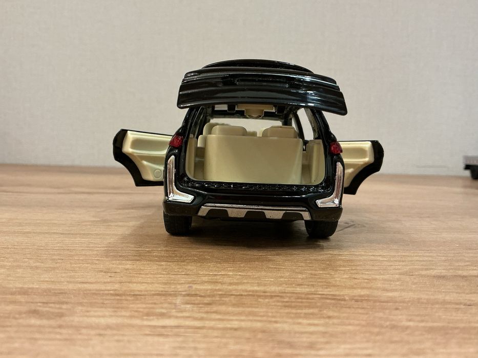 Игрушка машинка, БМВ