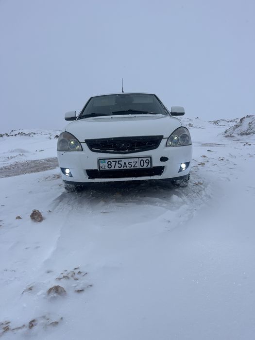 Продам приора 2 люкс