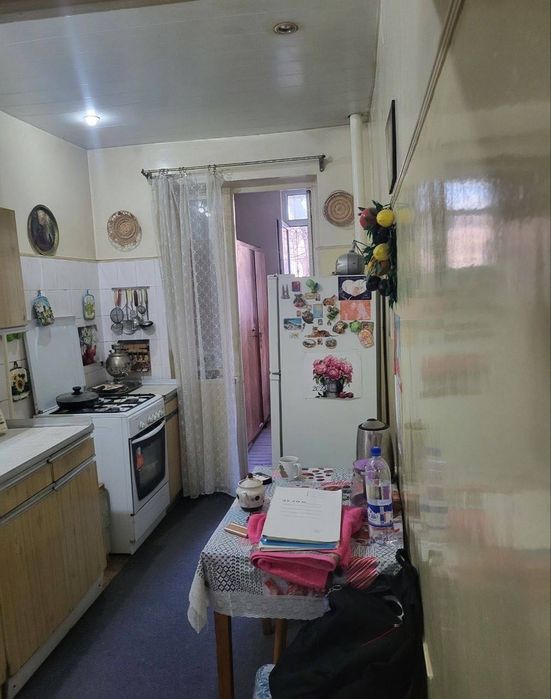 3-комнатная  70 м², 77 серия, БИЙ, Чайхана Салом, Максим Горький