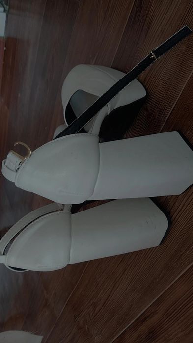 Туфли,нежно молочного цвета