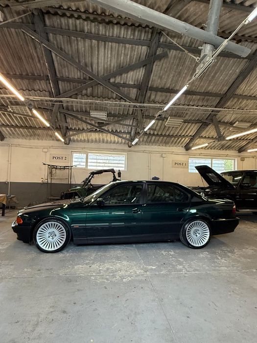 BMW 7 Series 0 — imagine 2