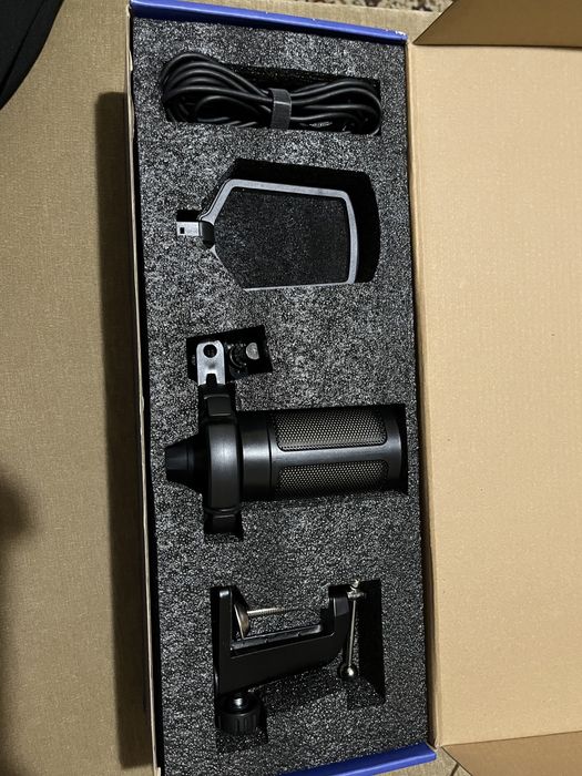 AMPLIGAME А6Т микрофон