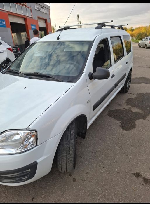 Продам лада ларгус 2017