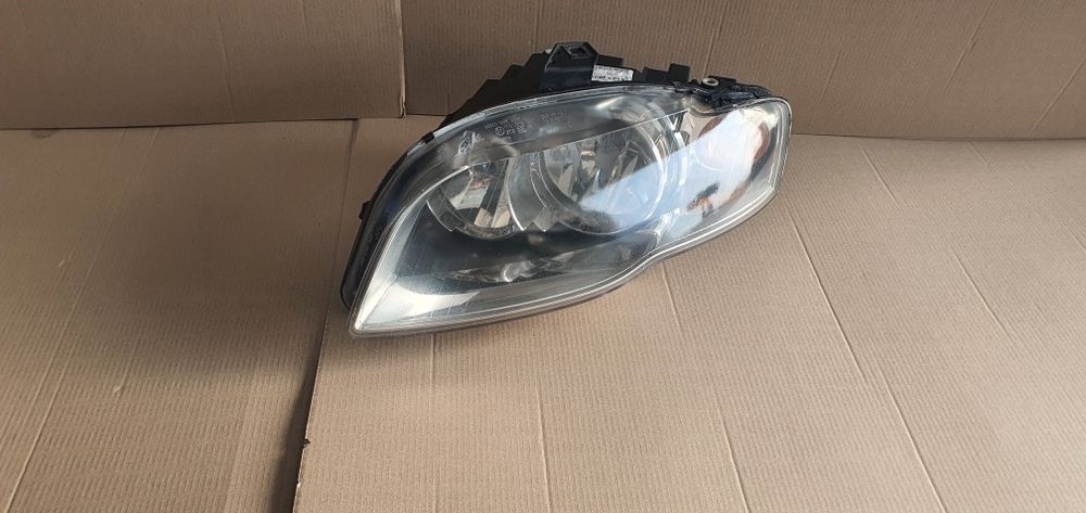 Far stanga audi a4 b7 2004 - 2007