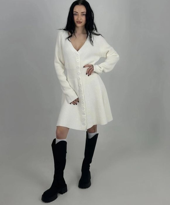 Продам новое платье