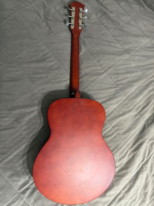 Акустическая Гитара