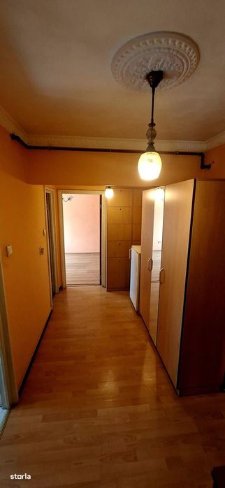 2 camere Trivale , Decomandat / Centrală , Amplasament EXCELENT
