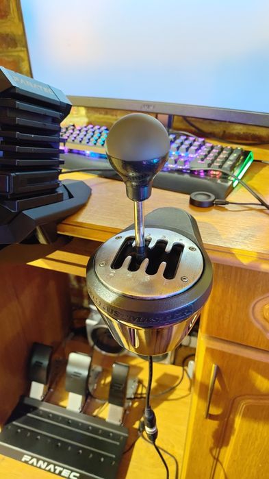 Kit volan Fanatec CSL DD+pedale Fanatec+schimbător Thrustmaster  TH8A