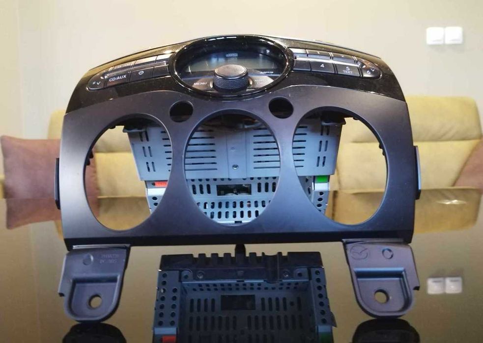 Радио за mazda 2 (2008/2014)