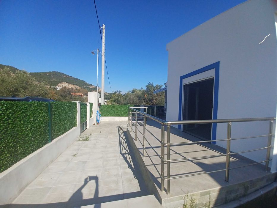 Продава къща до морето 70 м2 с двор 180 м2, Неа Кердилия, Гърция