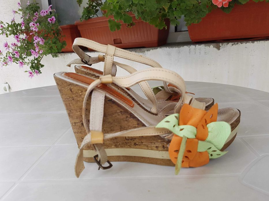 Сандали номер 37