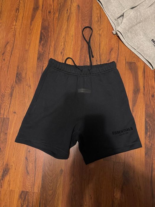 Pantaloni // Essentials \\ Premium / 2025 / Fear Of God