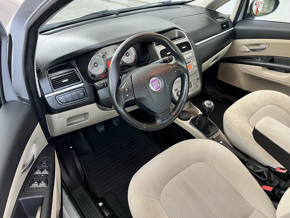 Fiat LINEA 90.000 Km Reali 1.3 diesel 2009 Unic Propietar EXEMPLAR !