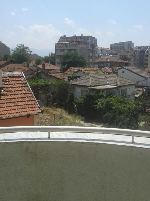 Дава се под наем Двустаен апартамент в Пловдив, Христо Смирненски - 65 кв.м за 402.9 € - Снимка #14