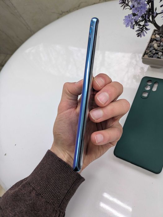 Huawei P30 Pro 8GB RAM / 256 ROM + Huawei Freebuds 3