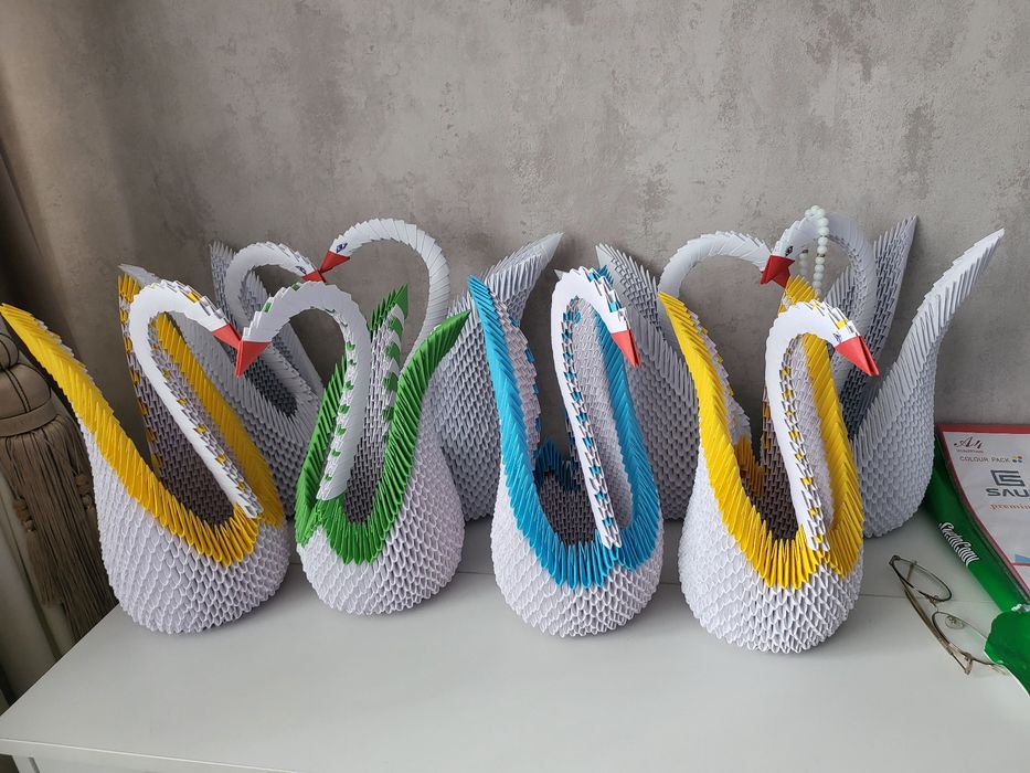 Лебеди ручная работа