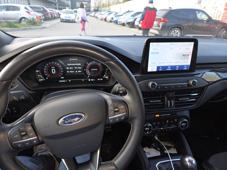 FORD Focus 2021 — imagine 7