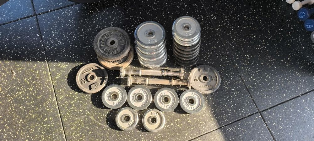 Тежести, дискове за фитнес и дъмбел