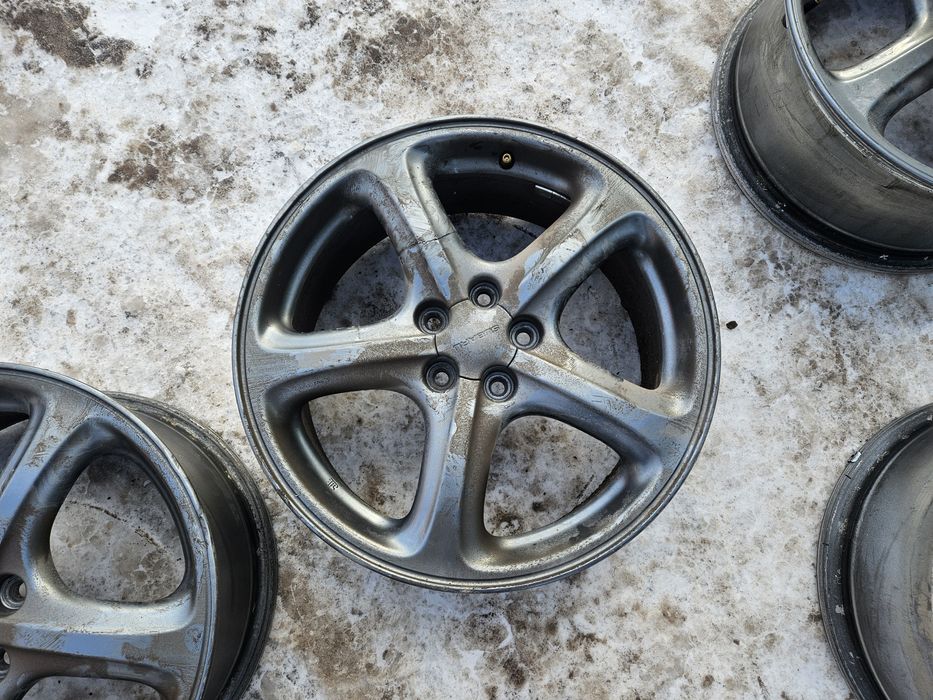 Продам комплект дисков от субару разболтовка 5×100 R17