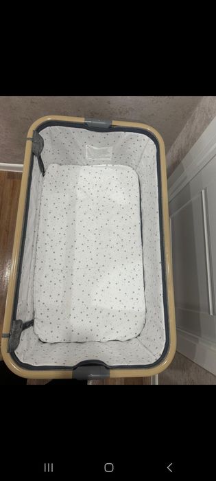 Продам манеж-кроватка